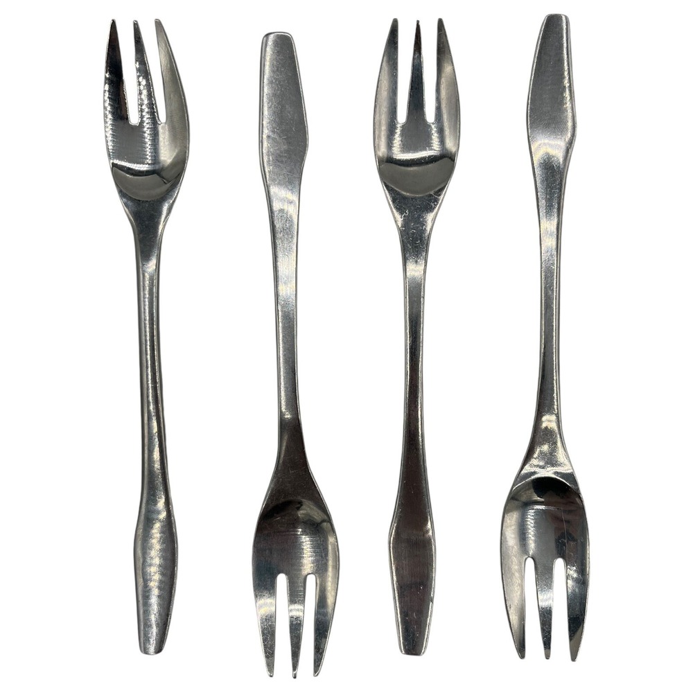 Vintage Air Canada Airline Stainless Steel‎ 6.5" Fork Maple Leaf Logo Set Of 4